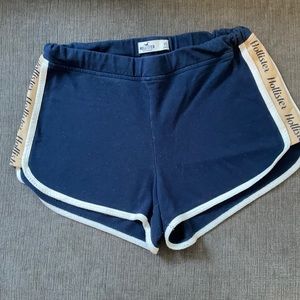 Hollister Navy Blue Curves Hem Shorts Size XS